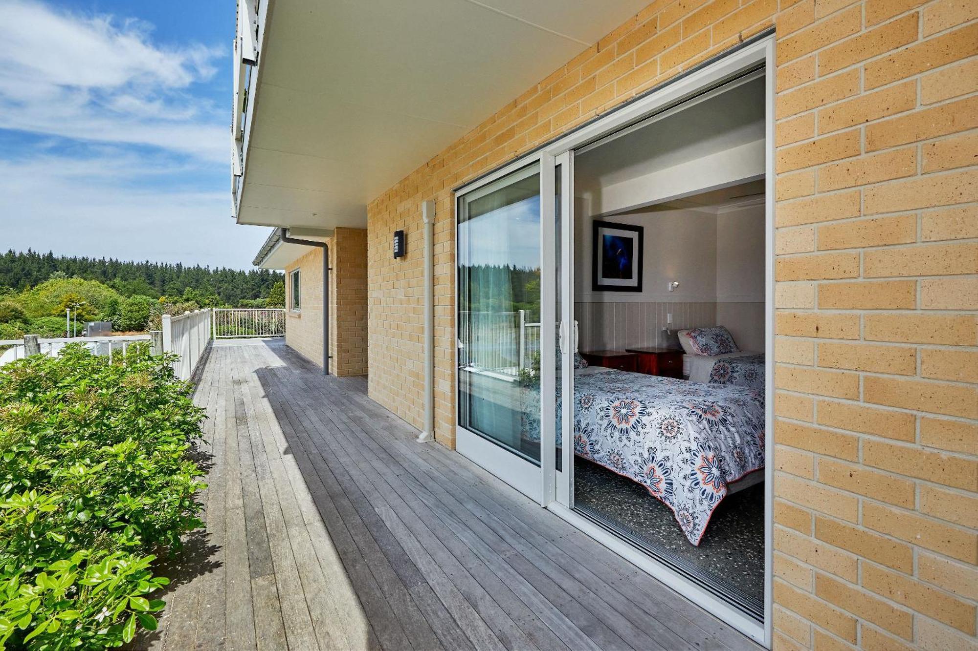 Bed and Breakfast Kakatu Retreat Kaikoura Zimmer foto